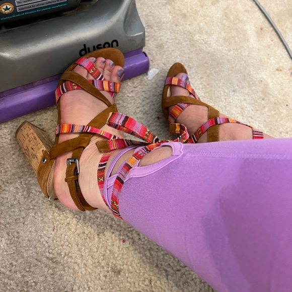 THE CUTEST GUESS CHUNKY HEELS TIE UP LACE BALLERINA SUMMER RIBBON TAN CORK 9 EUC - Picture 10 of 16